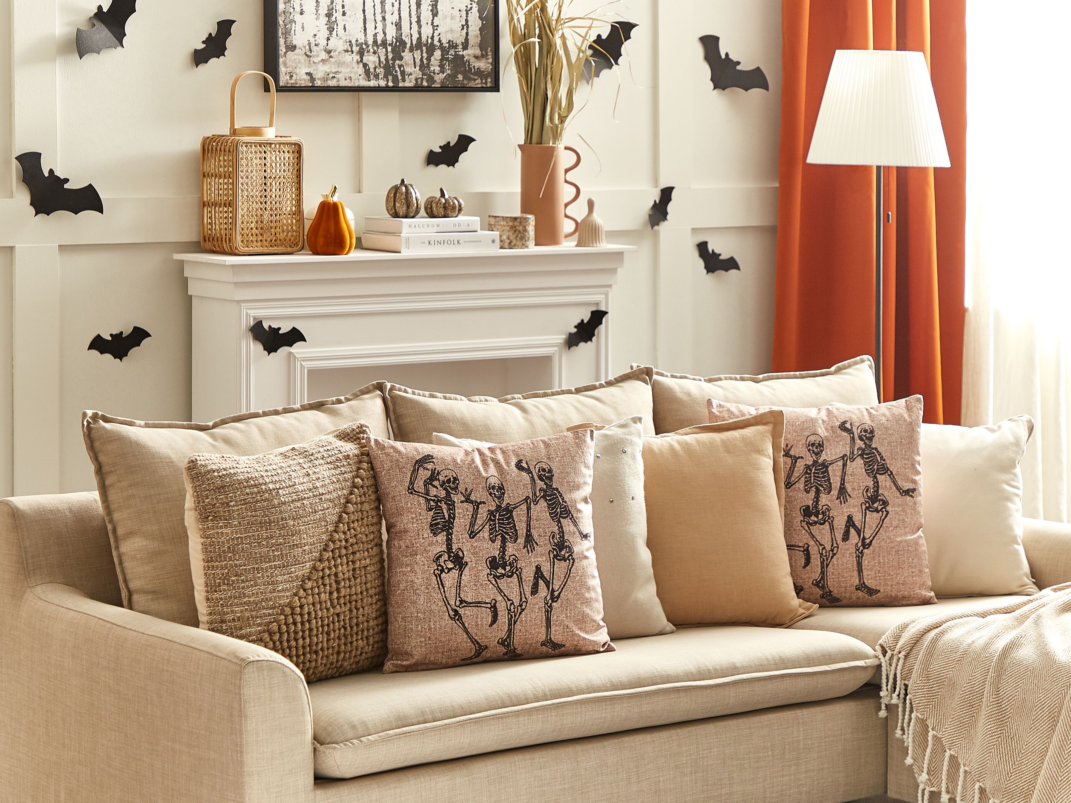Set of 2 Decorative Cushions MORTESTI Velvet 45 x 45 cm Light Beige Abstract Pattern