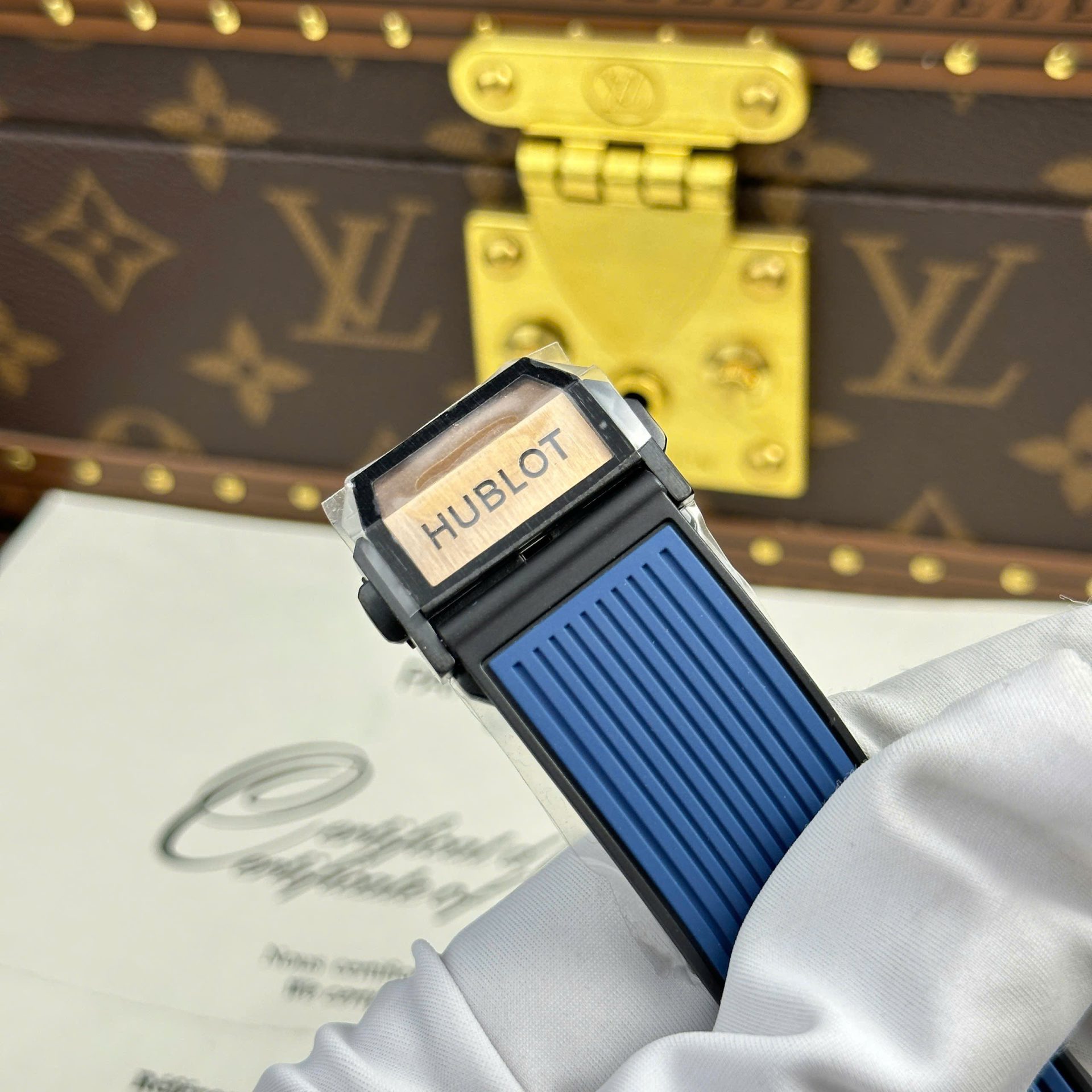 Hublot Spirit Of Big Bang King Gold Replica Watch Bezel Blue BBF Factory 42mm - Top club