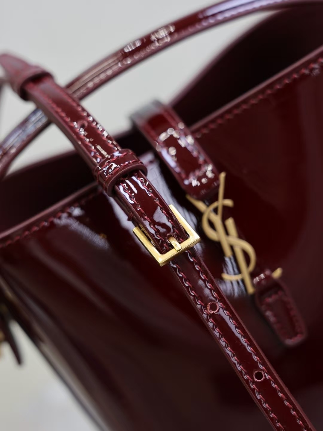 Saint Laurent LE 37 Mini Patent Leather HandBag1:1High-quality replica