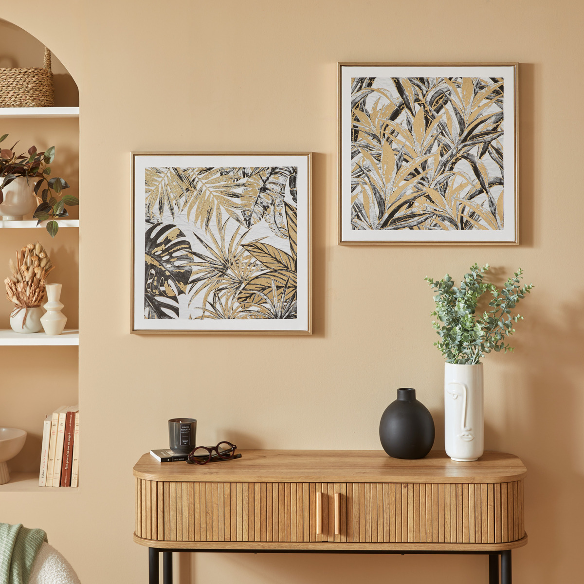 Framed printed canvas "Ava" 50x50 cm