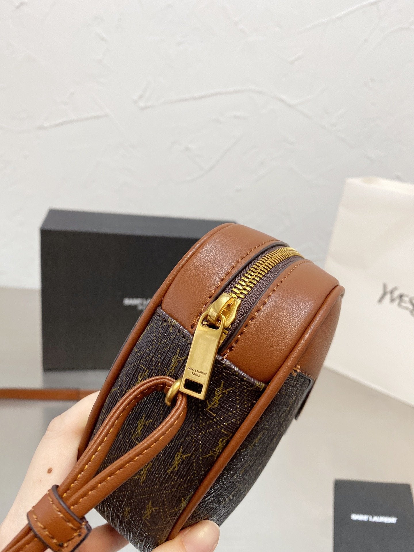 TO – Luxury Edition Bags SLY 1891:1High-quality replica