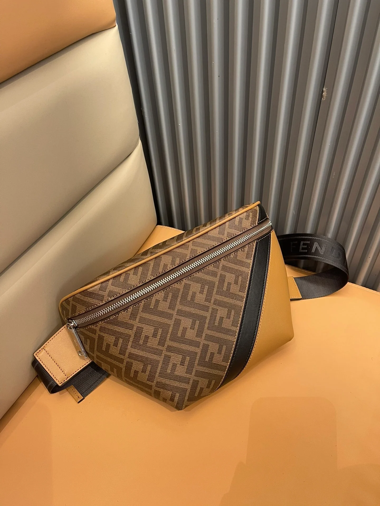 Stylish Fendi Belt Bag With Iconic FF Pattern And Bold Yellow Branding 7vA562 - Replicaclubs