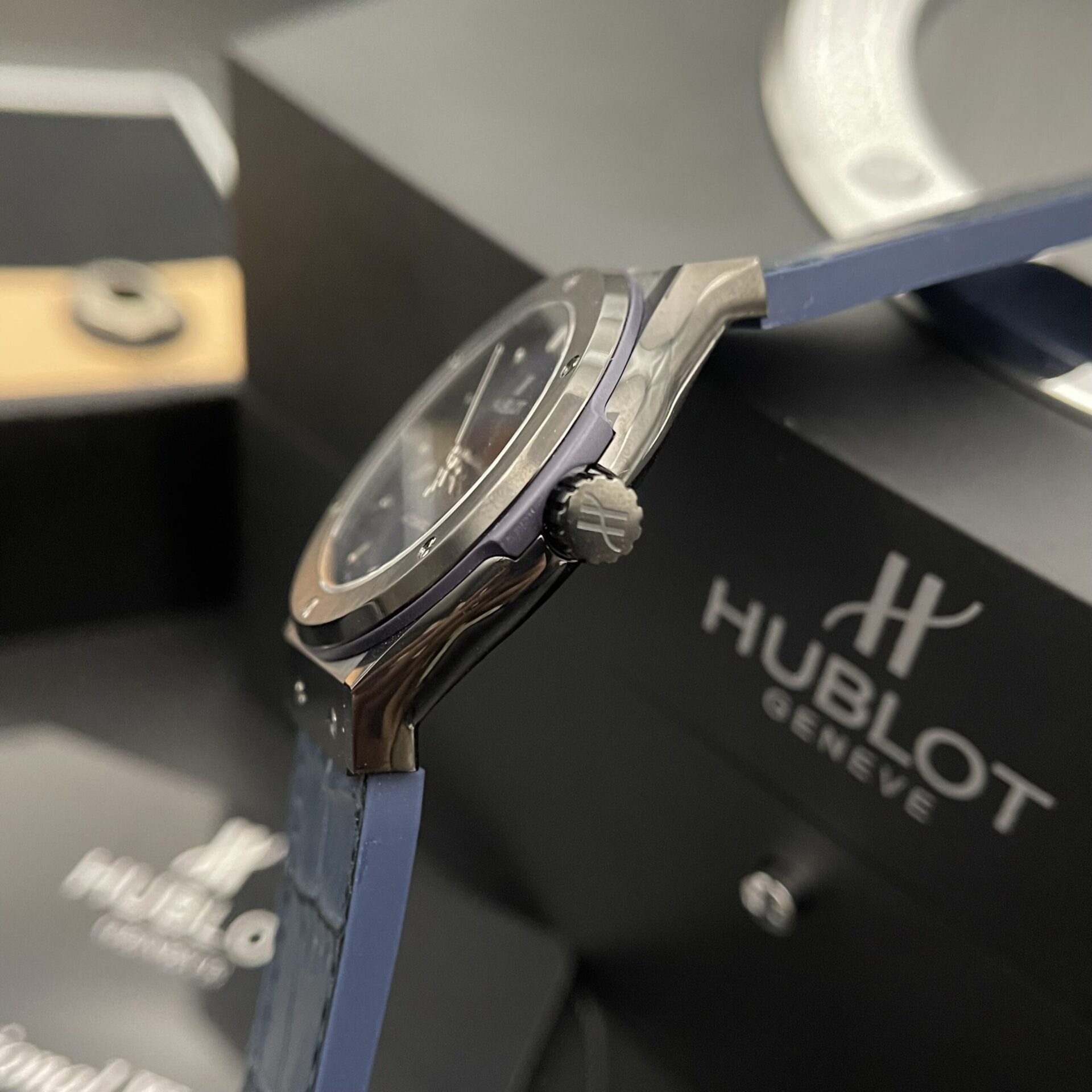 Hublot Replica 1:1 Watch Classic Fusion Blue Dial Black Case HB Factory 42mm - Top club