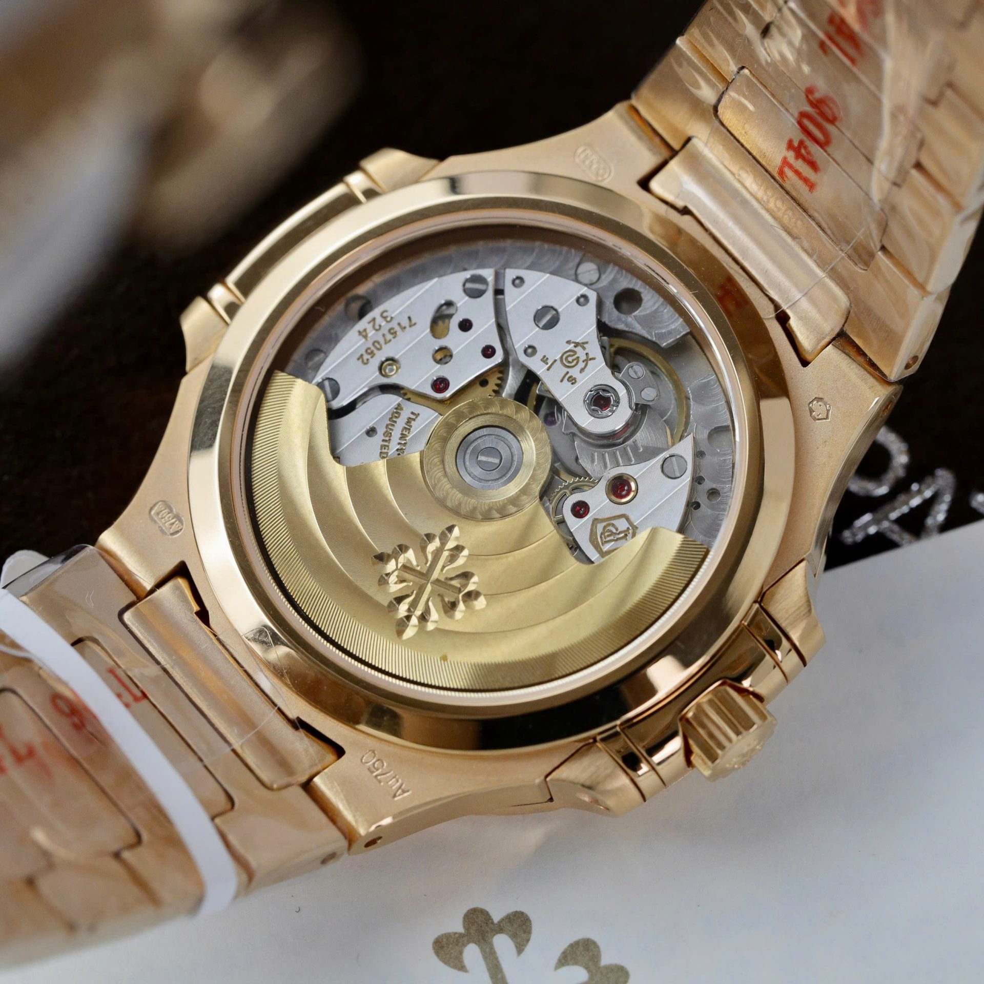 Patek Philippe Women White Dial Copies Watches Nautilus 7118 Gold Wrapped + Moissanite Diamonds 3K Factory 35.2mm - Top club