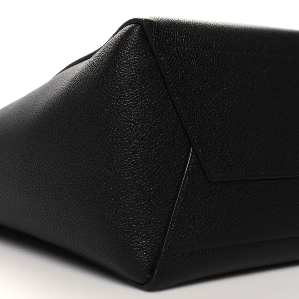 Celine Black Small Sangle Bucket Bag – Top Replica Handbag1:1High-quality replica
