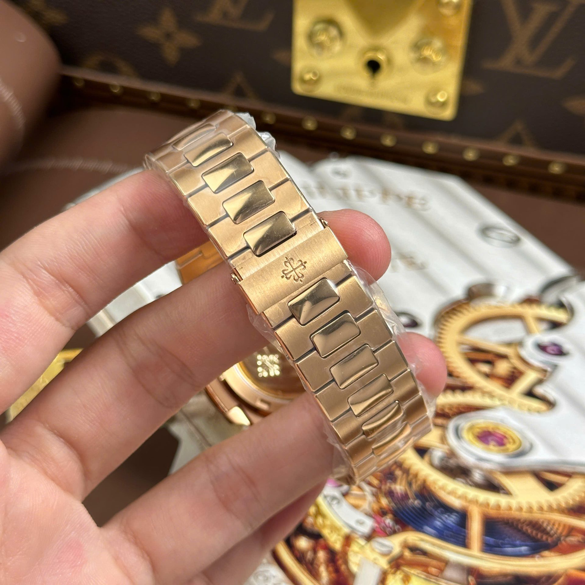 Patek Philippe Nautilus 5711 Brown Dial Copies Watches Automatic Movement BBF Factory 40mm - Top club