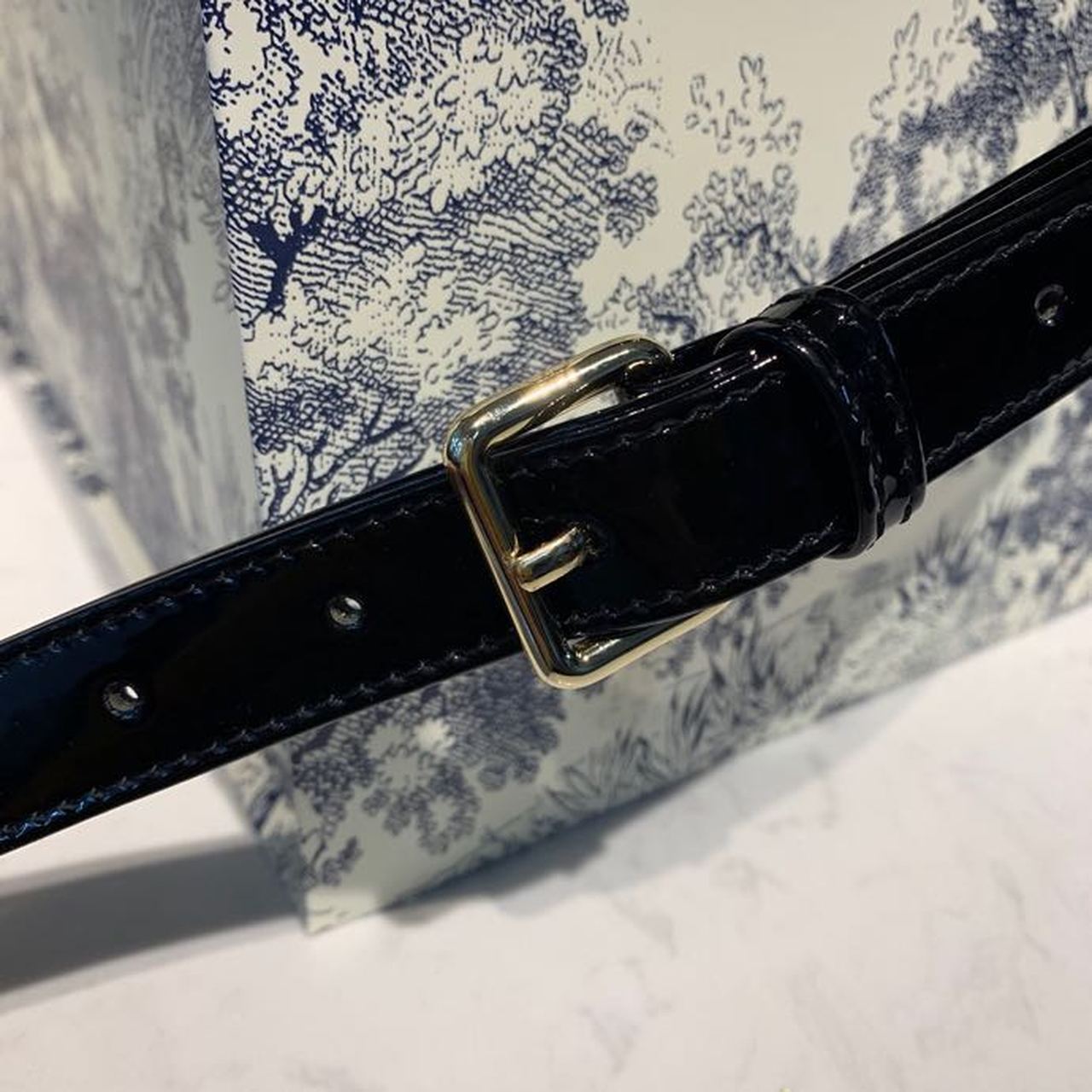 Christian Dior Medium Lady Dior Bag Black Cannage For Women 9.5in/24cm CD M0565OWCB_M9001:1High-quality replica