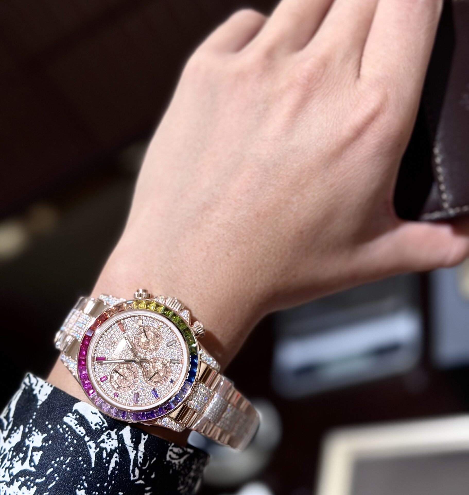 Rolex Daytona Rainbow Replica Watch Gold Wrapped With Moissanite Diamonds 40mm - Top club