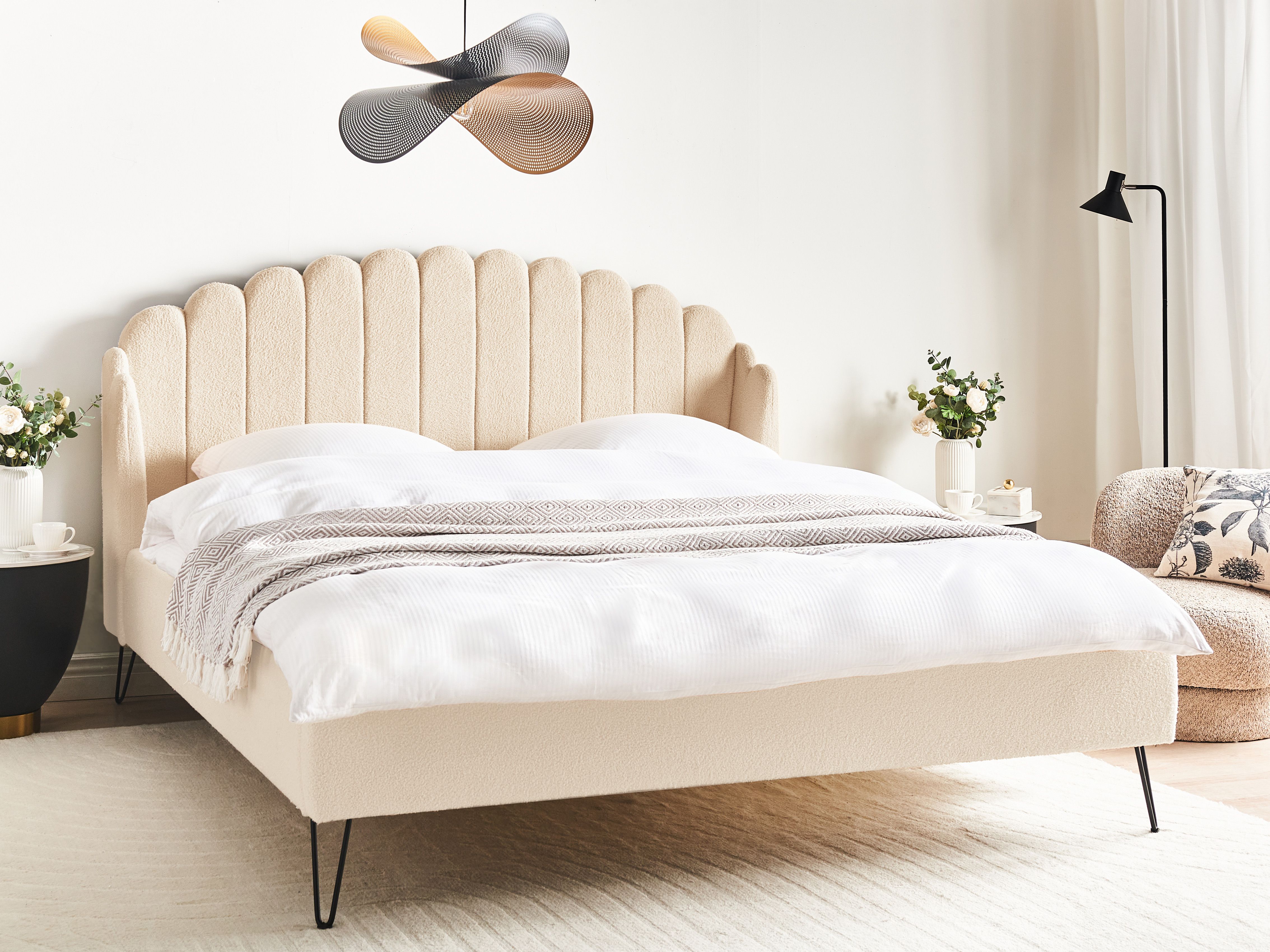 Bed Boucle AMBILLOU 180 x 200 cm (EU Super King) Beige