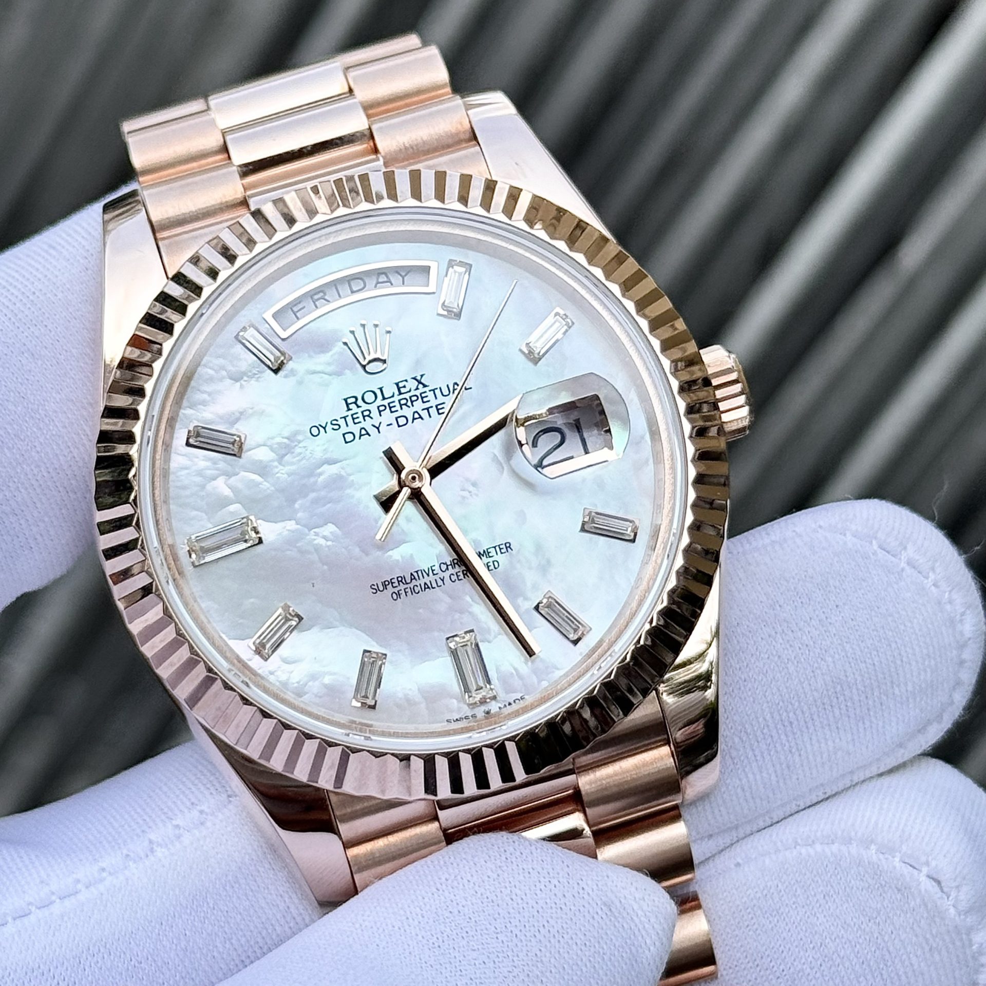 Rolex Best Fake Watch Day-Date Mother Of Pearl Dial Moissanite Gold Wrapped GM Factory 40mm - Top club