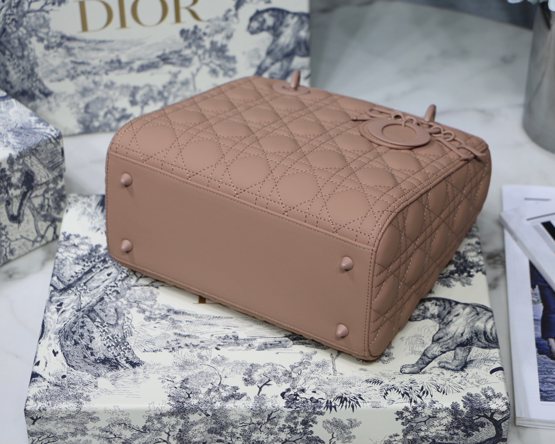 Medium Lady Bag  Black/White/Beige/Grey For Women 9.5in/24cm M0565ONGE_M9001:1High-quality replica