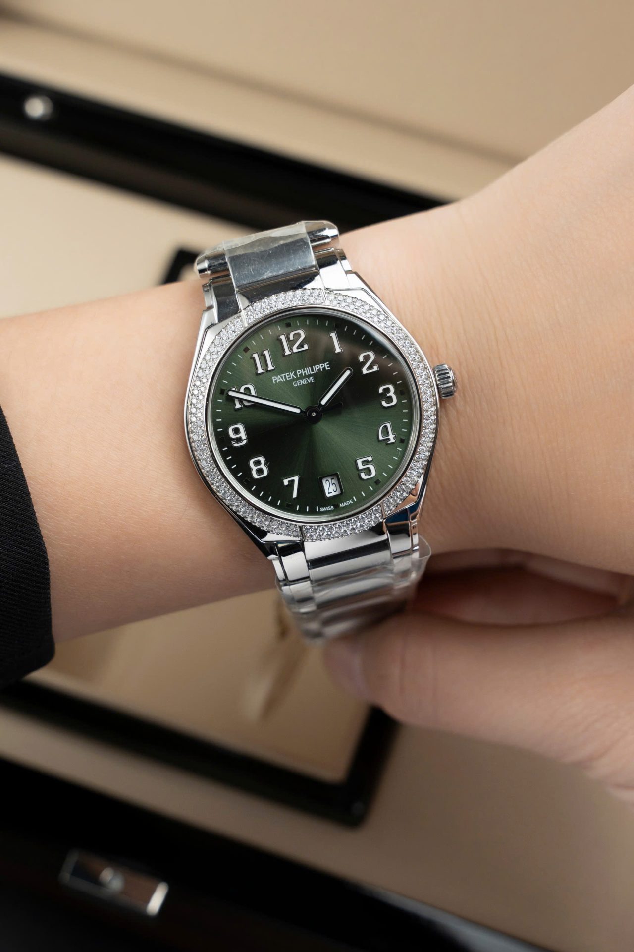 Patek Philippe Copies Watches Twenty 4 7300 Green Dial Metal Wire 36mm - Top club