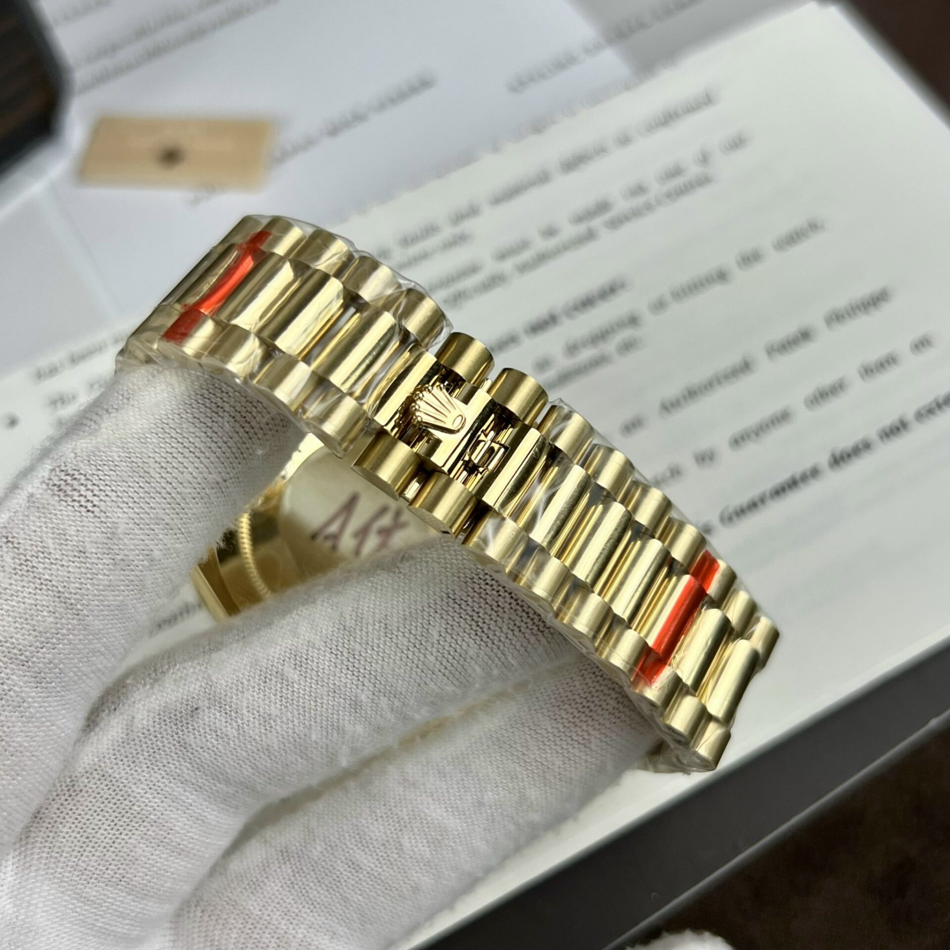 Rolex Day-Date Clone Watch Mother Of Pearl Dial TW Factory 40mm - Elite Watch Atelier