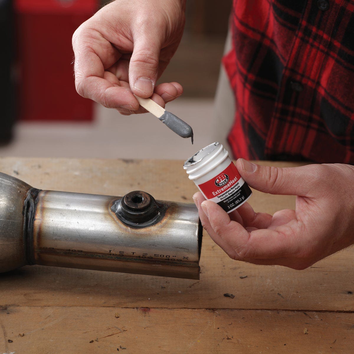 J-B Weld ExtremeHeat 3 Oz. Metal Filler
