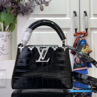 LV Capucines Mini (Jewelry-inspired chain)1:1High-quality replica