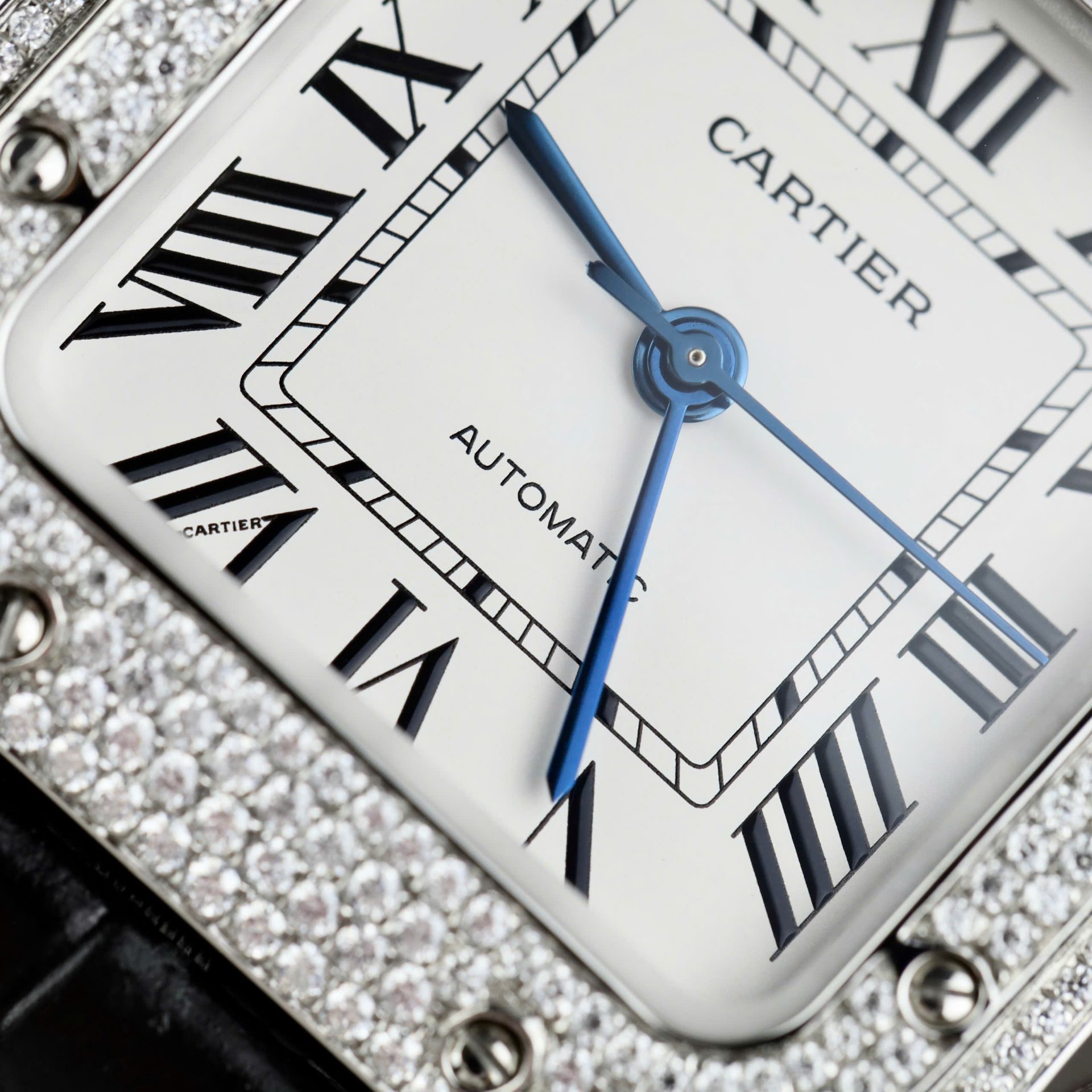 Cartier Santos Women��s White Dial Copies Watches Moissanite Diamonds Custom BV Factory 35.2mm - Top club