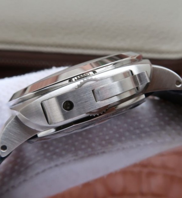 Replica Panerai SF PAM732 Softbank Team Japan Leather Strap P9010 - Top club