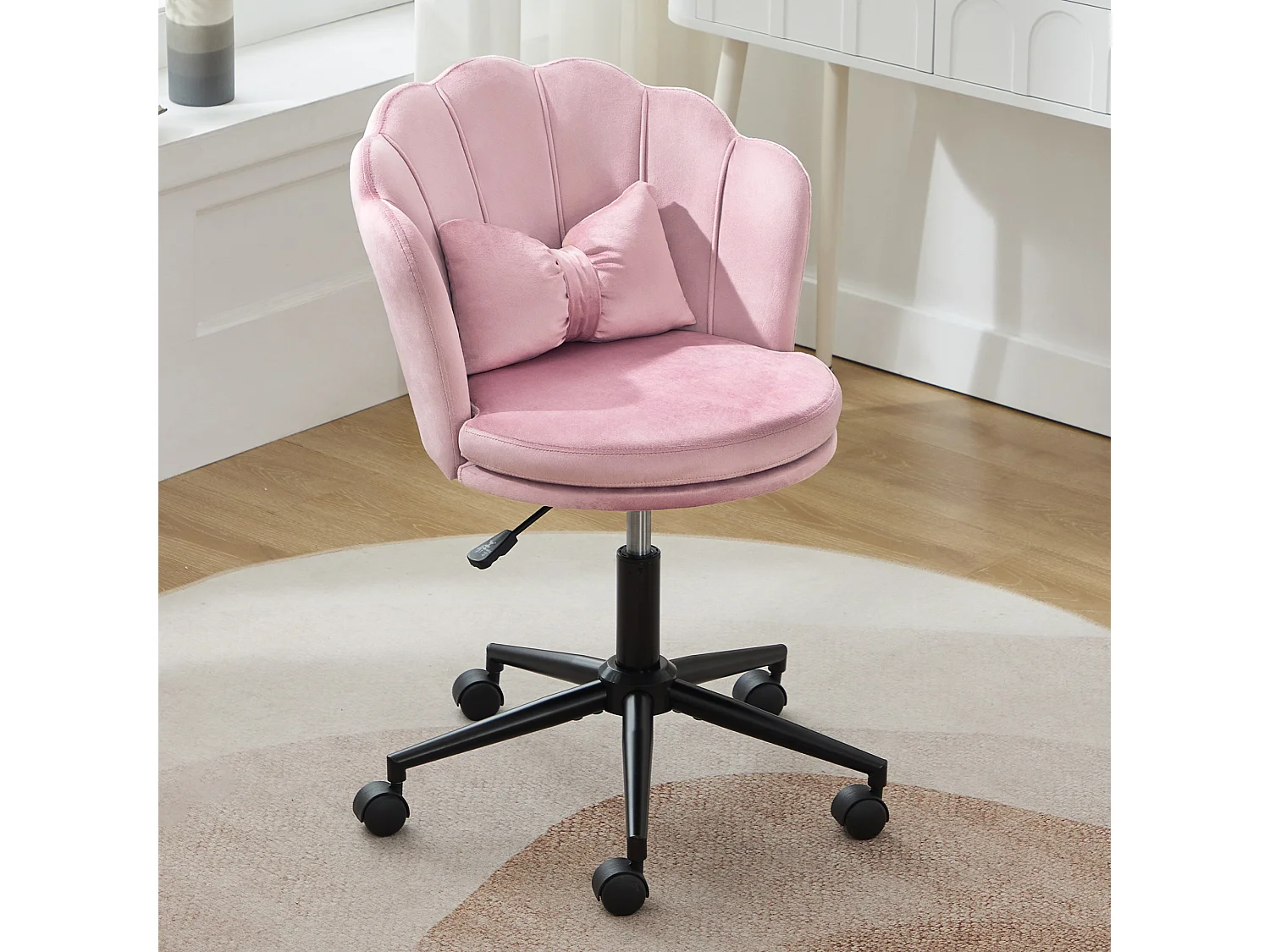 Chaise de bureau rose, réglable en hauteur, dossier en forme de pétale