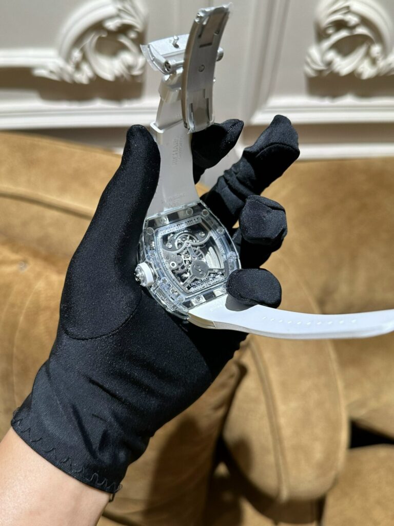 Richard Mille Replica 1:1 Watch RM26-01 Sapphire Tourbillon Transparent Case 43mm - Top club