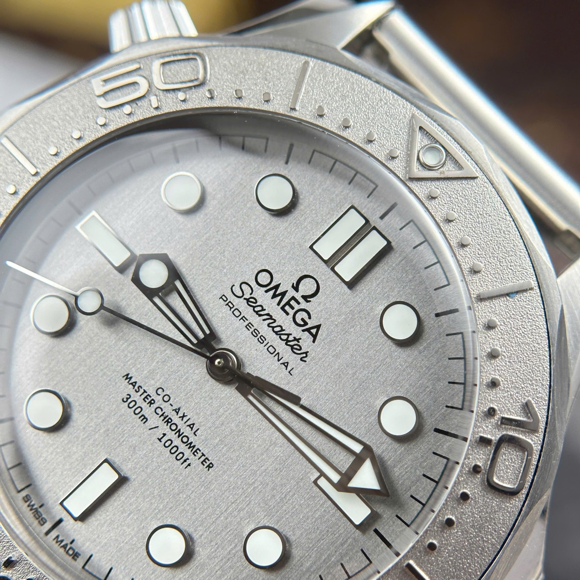 Omega Seamaster Diver 300m Replica Watch Gray Dial VS Factory 42mm - Top club