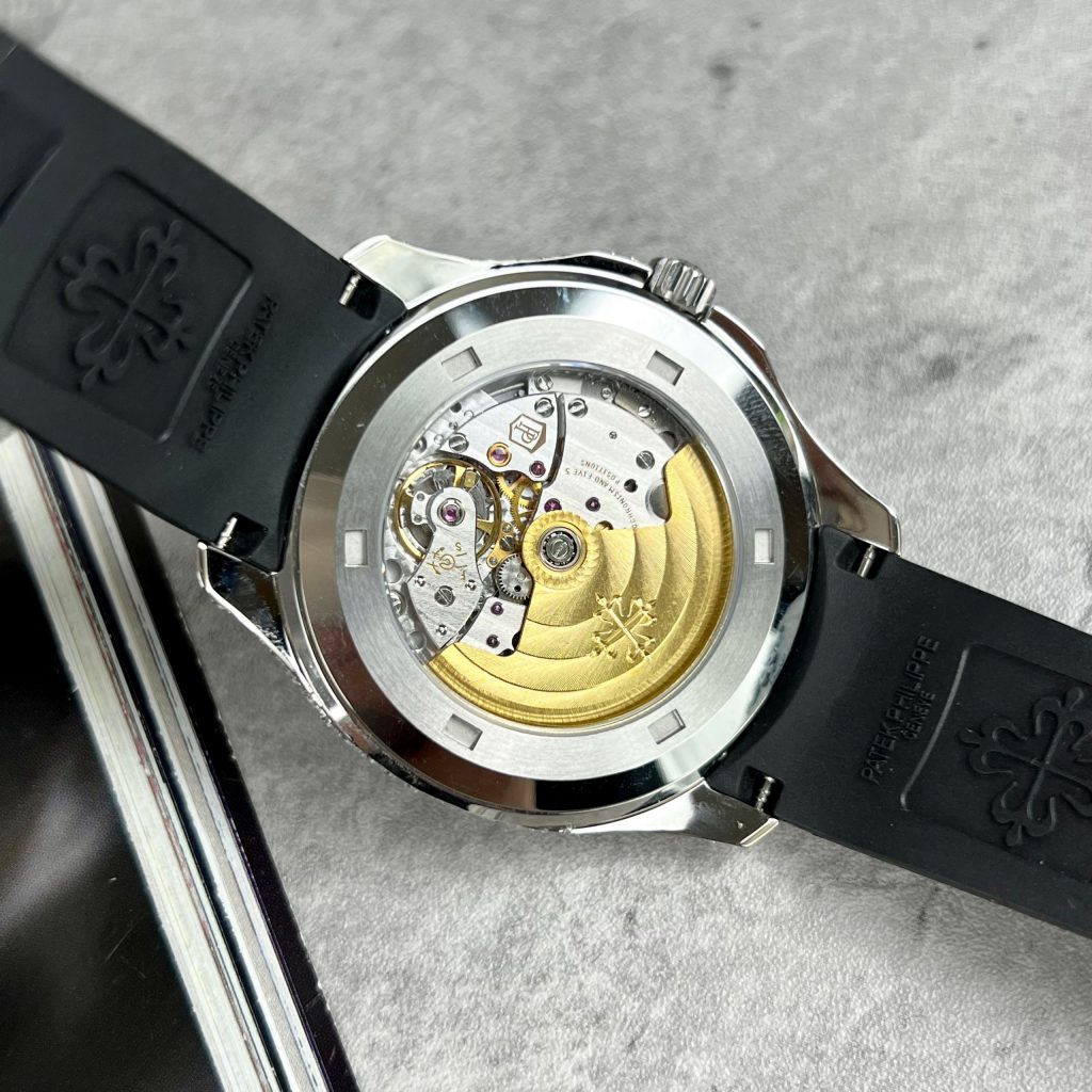 Patek Philippe Replica Watch Aquanaut 5167 Custom Moissanite Diamonds 3K Factory 40mm - Top club