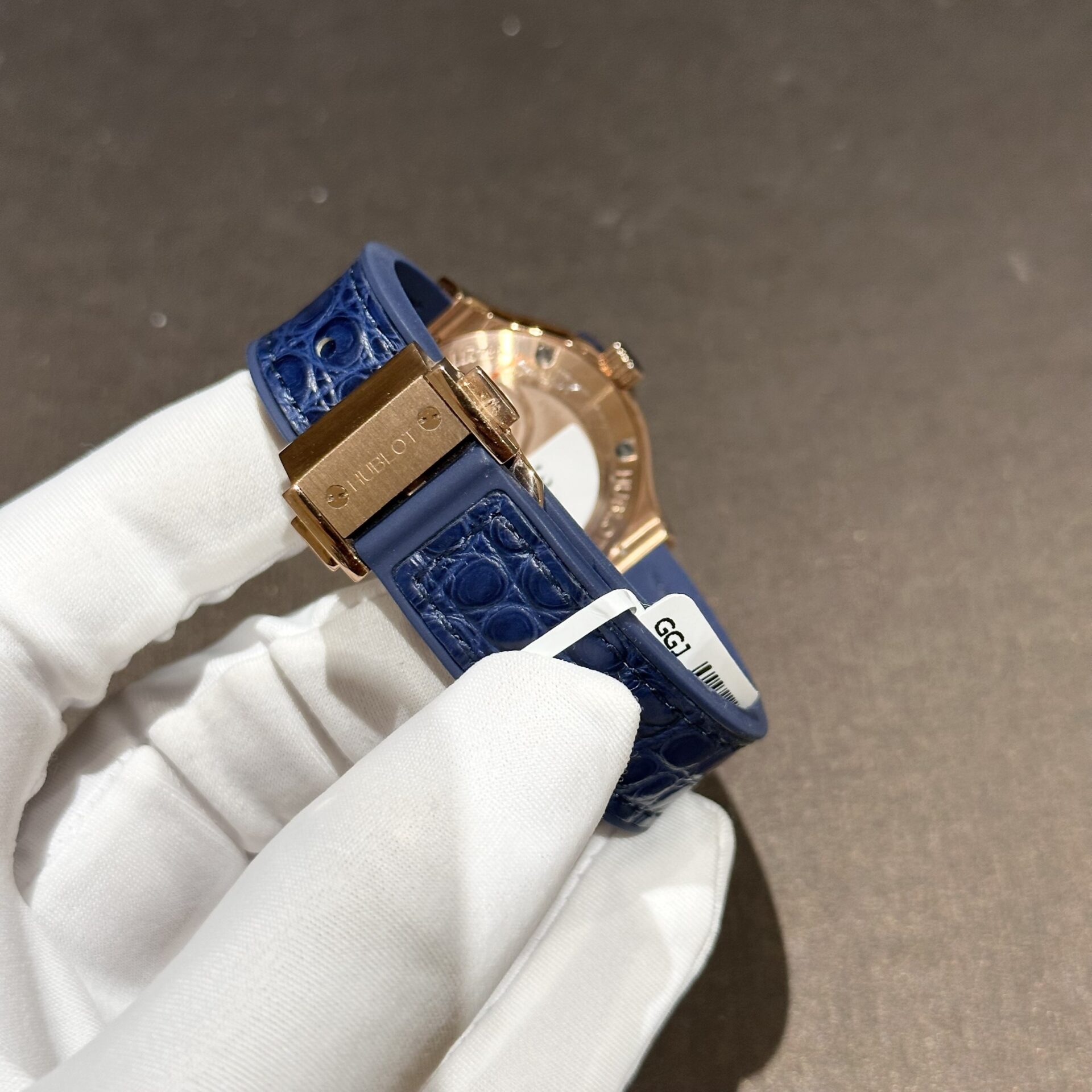Hublot Replica 1:1 Watch With Moissanite Diamonds Blue 33mm - Top club