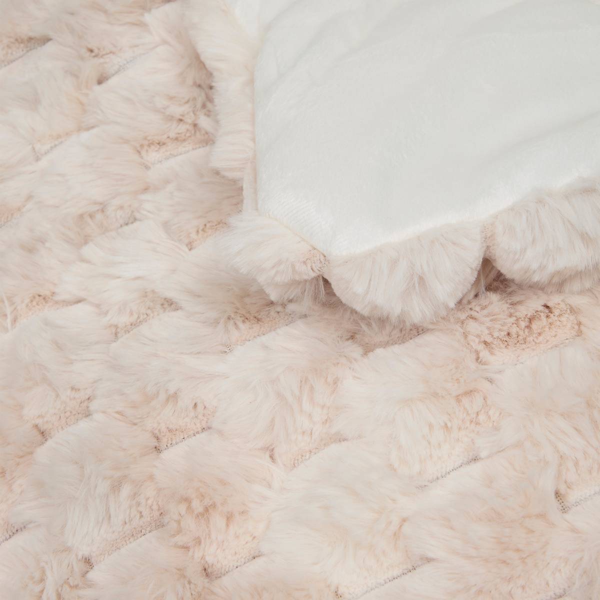 Duvet "Adriel" Beige, 180x80 cm