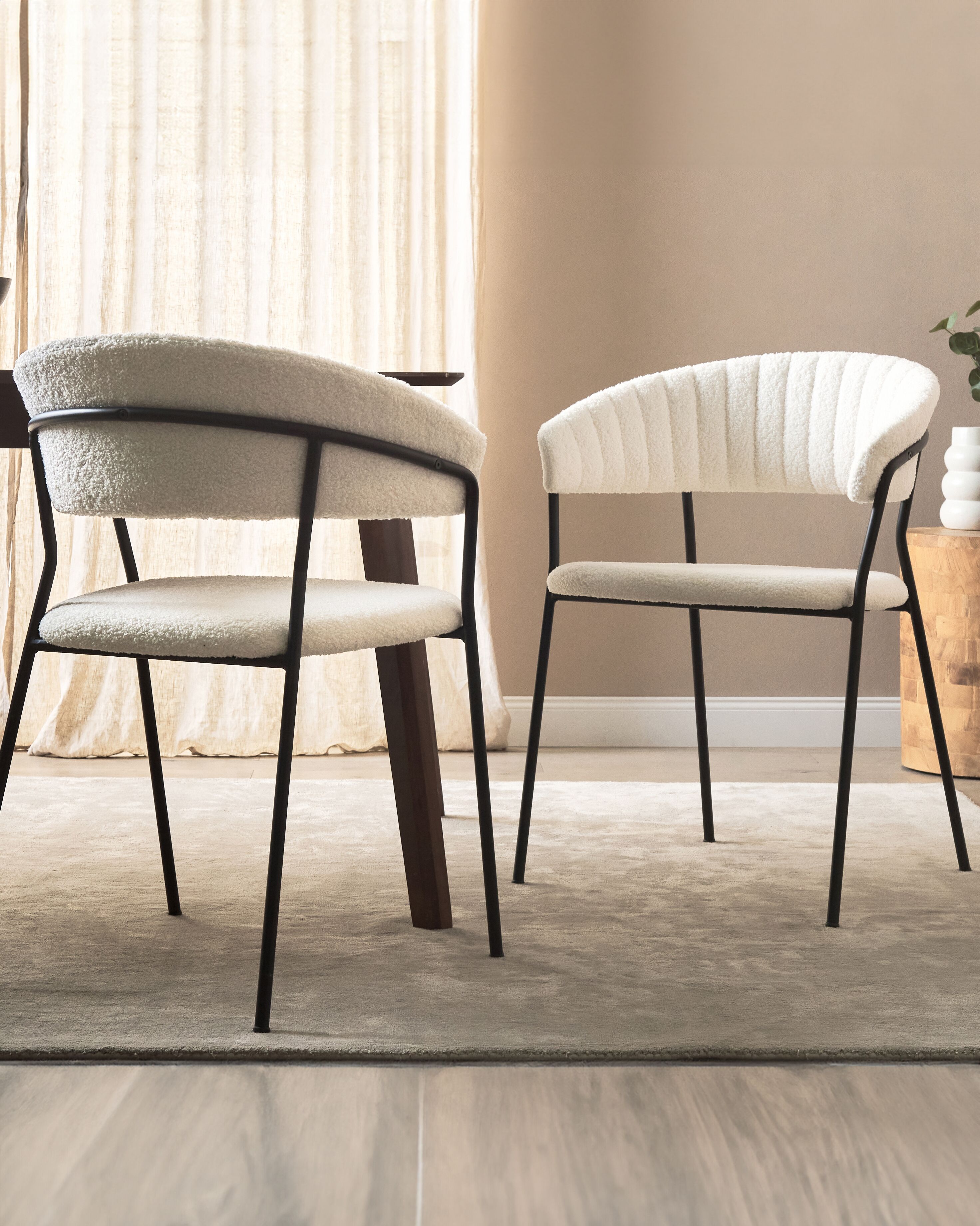 Set of 2 Dining Chairs MARIPOSA Boucle Off-White