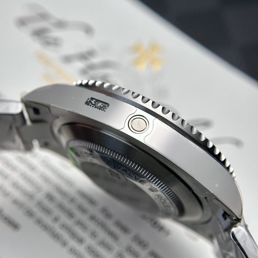Rolex Replica Watch Sea-Dweller 126600 Black Dial VS Factory 43mm - Top club