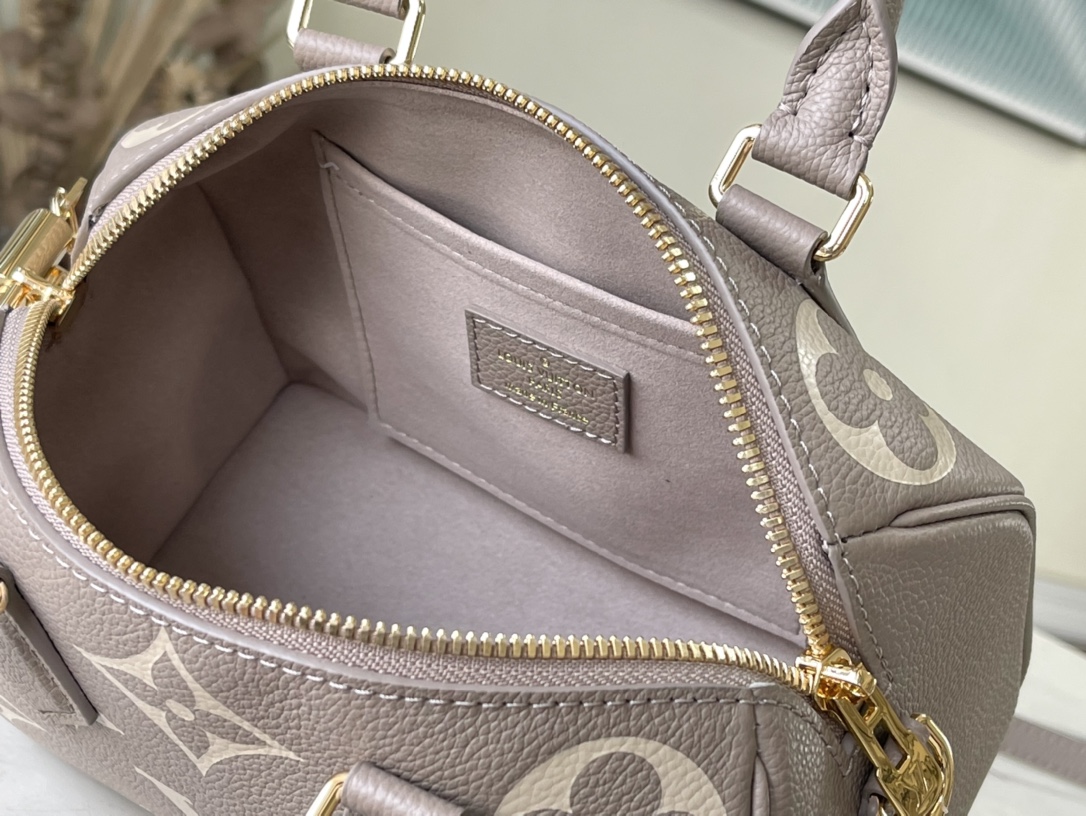 Louis Vuitton Speedy Bandouliere Grey M465751:1High-quality replica