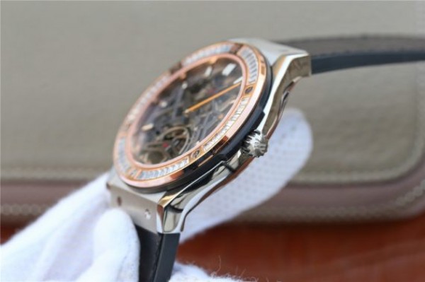 Replica Hublot Classic Fusion Tourbillon 42mm TF RG Bezel Skeleton Dial Black Gummy Strap A23J - Top club