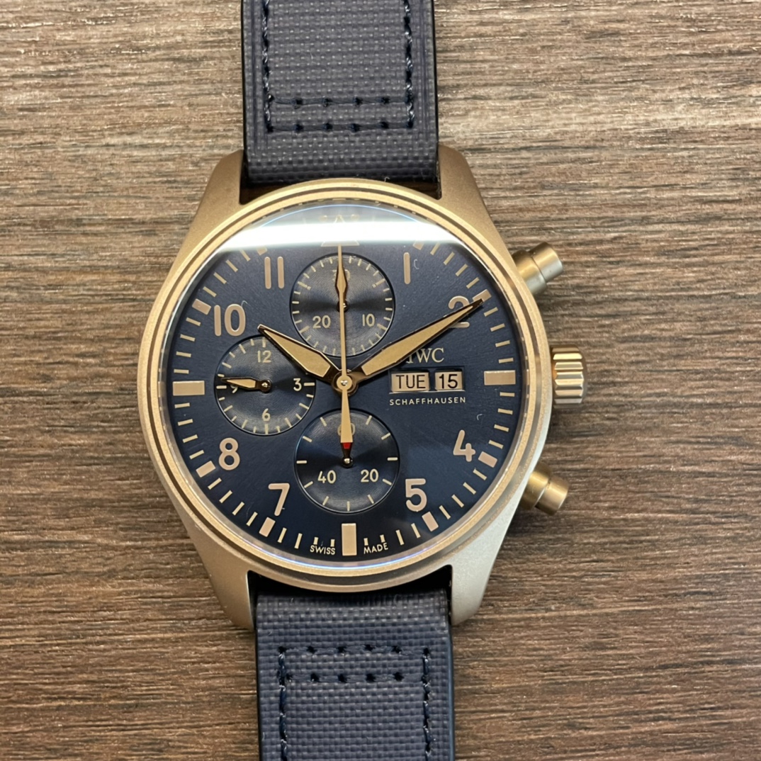 IWC Pilot's Watch Men's(1:1 replica) - Top club