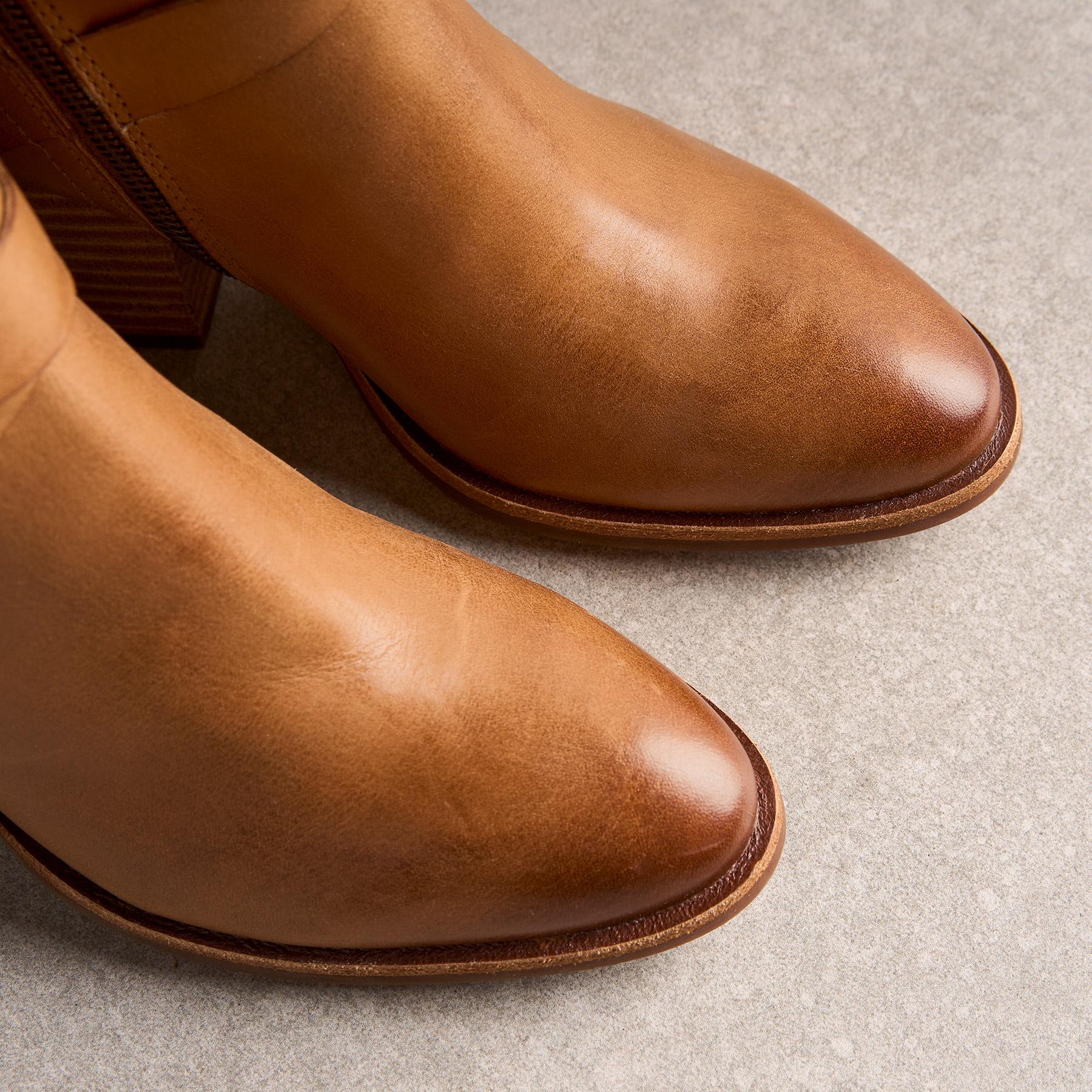 Joelle Boots - Sundance Clothing