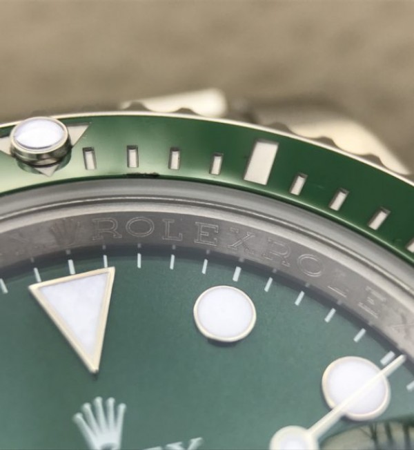 Replica Rolex Submariner 116610 LV Green Ceramic V7 Noob A3135 - Top club