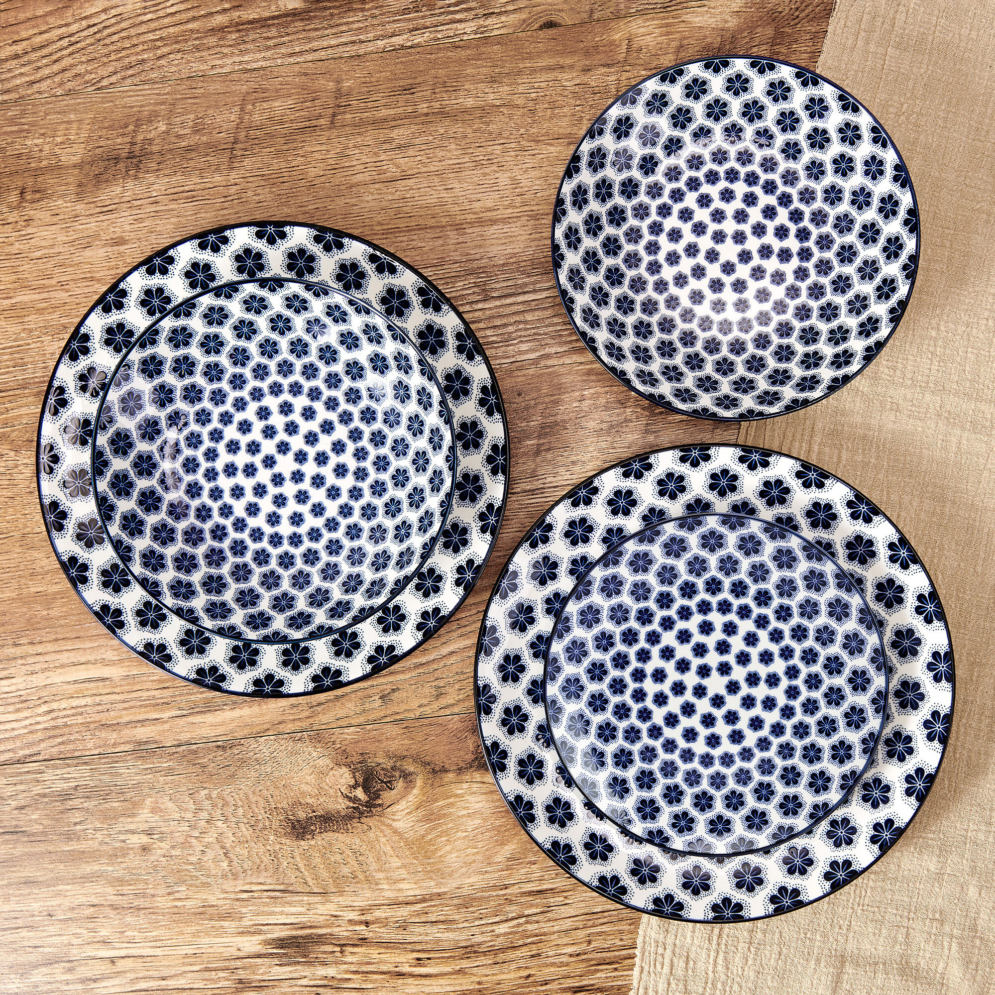 Pfaltzgraff Blooming Delight 12-piece Porcelain Dinnerware Set