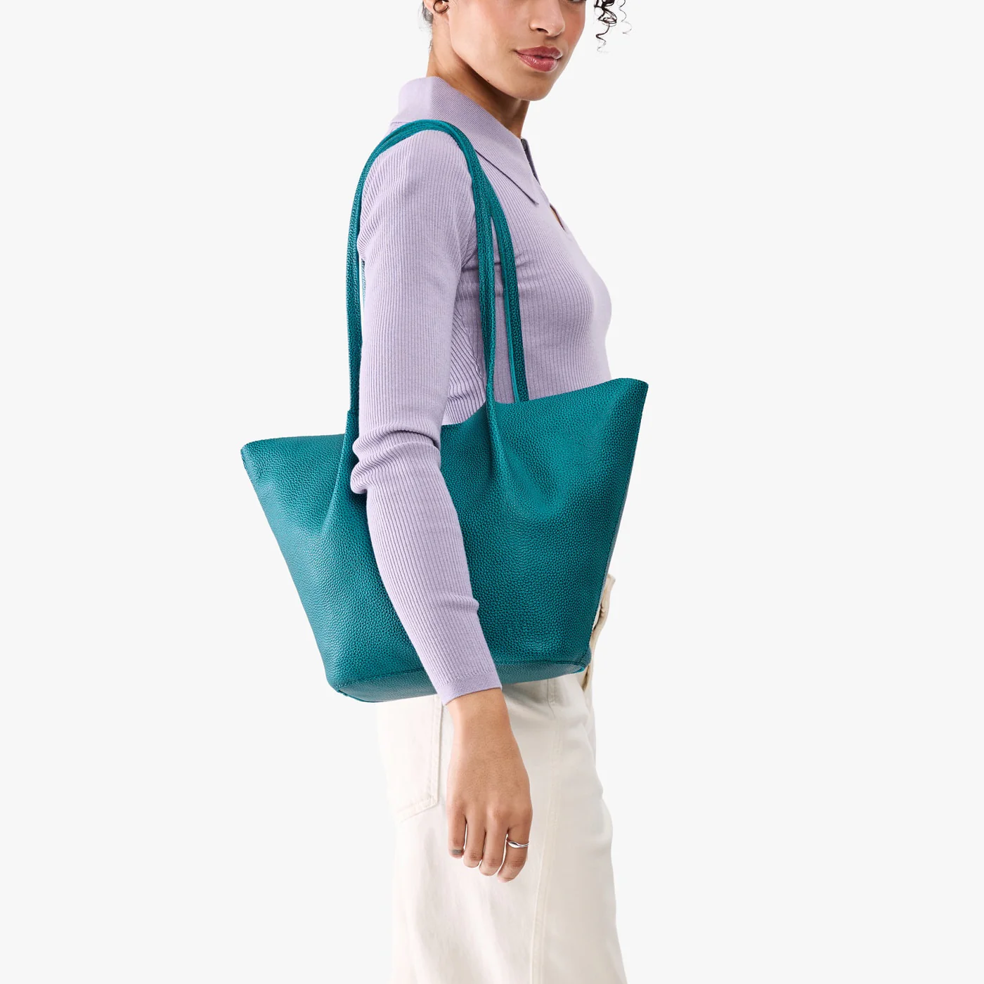Devan Bucket Tote