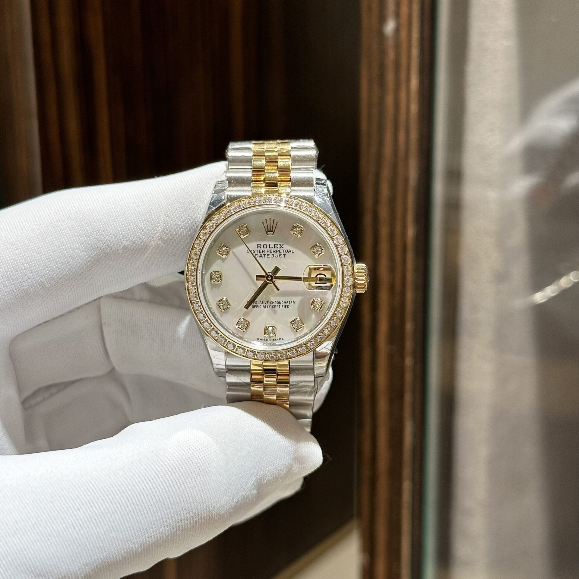 Rolex Replica 11 Watch DateJust Mother of Pearl Dial With Diamonds EW 31mm - Elite Watch Atelier