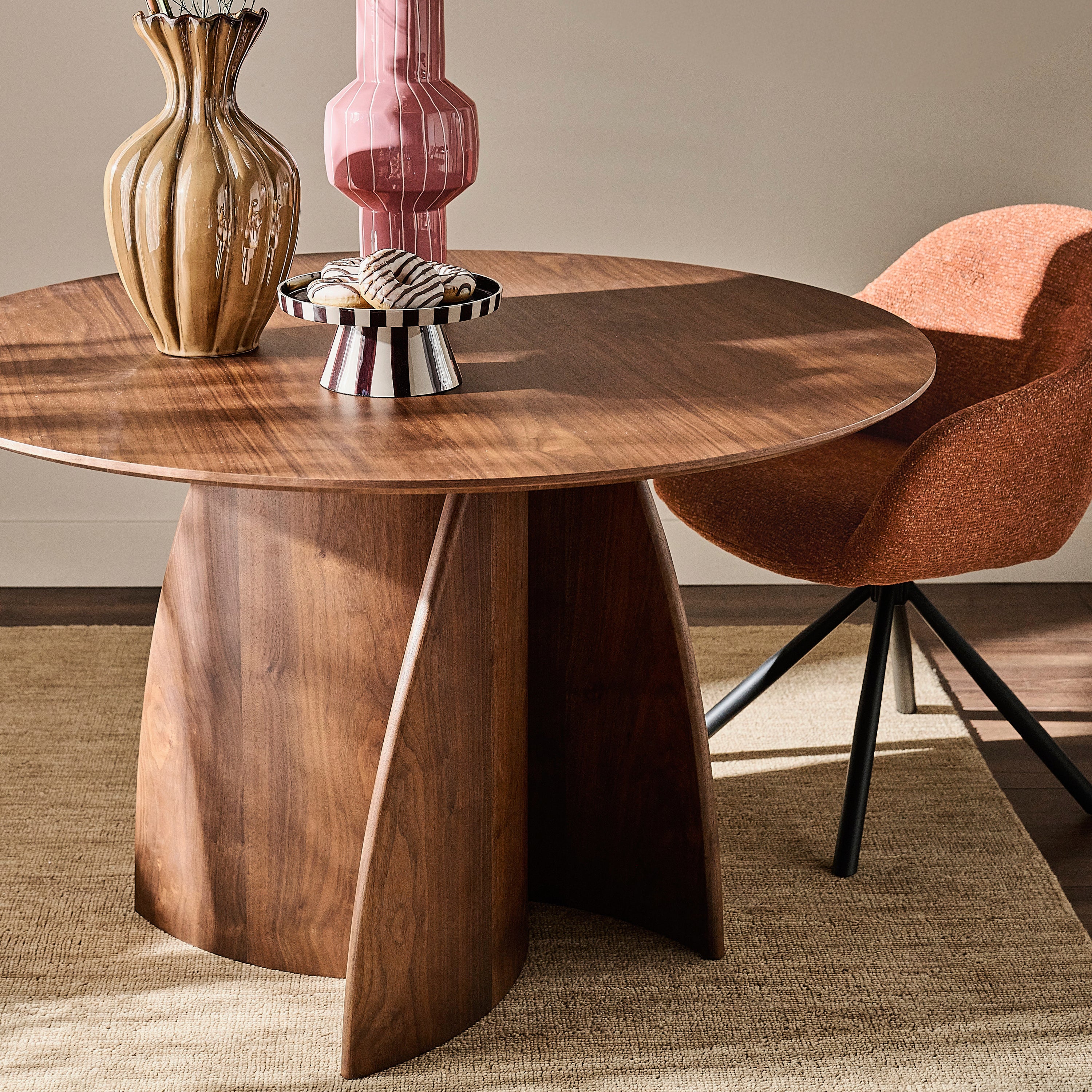 Blokker Swirl Eettafel - Walnoot