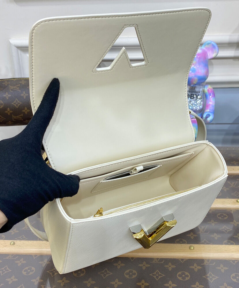 Louis Vuitton Twist MM M22773 M227741:1High-quality replica