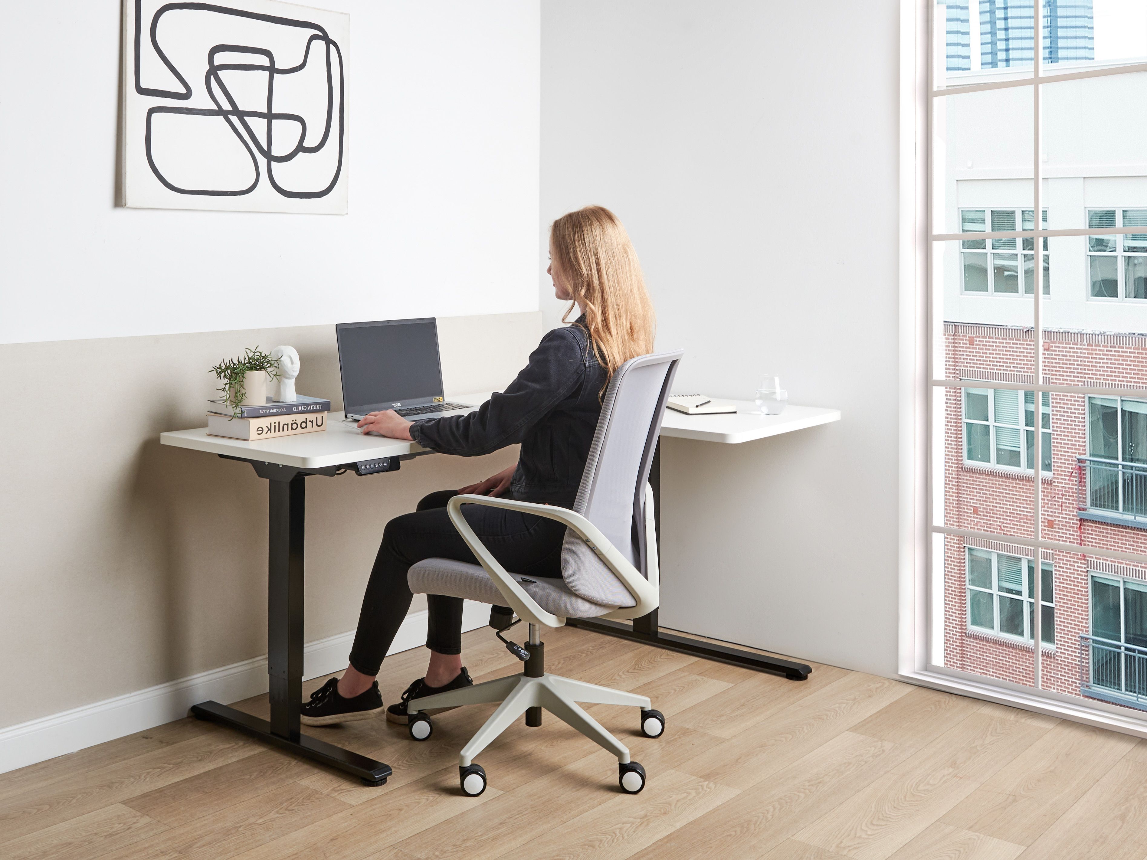 Electric Adjustable Corner Desk DESTINES White/ Black 160 cm 109 cm Right Hand