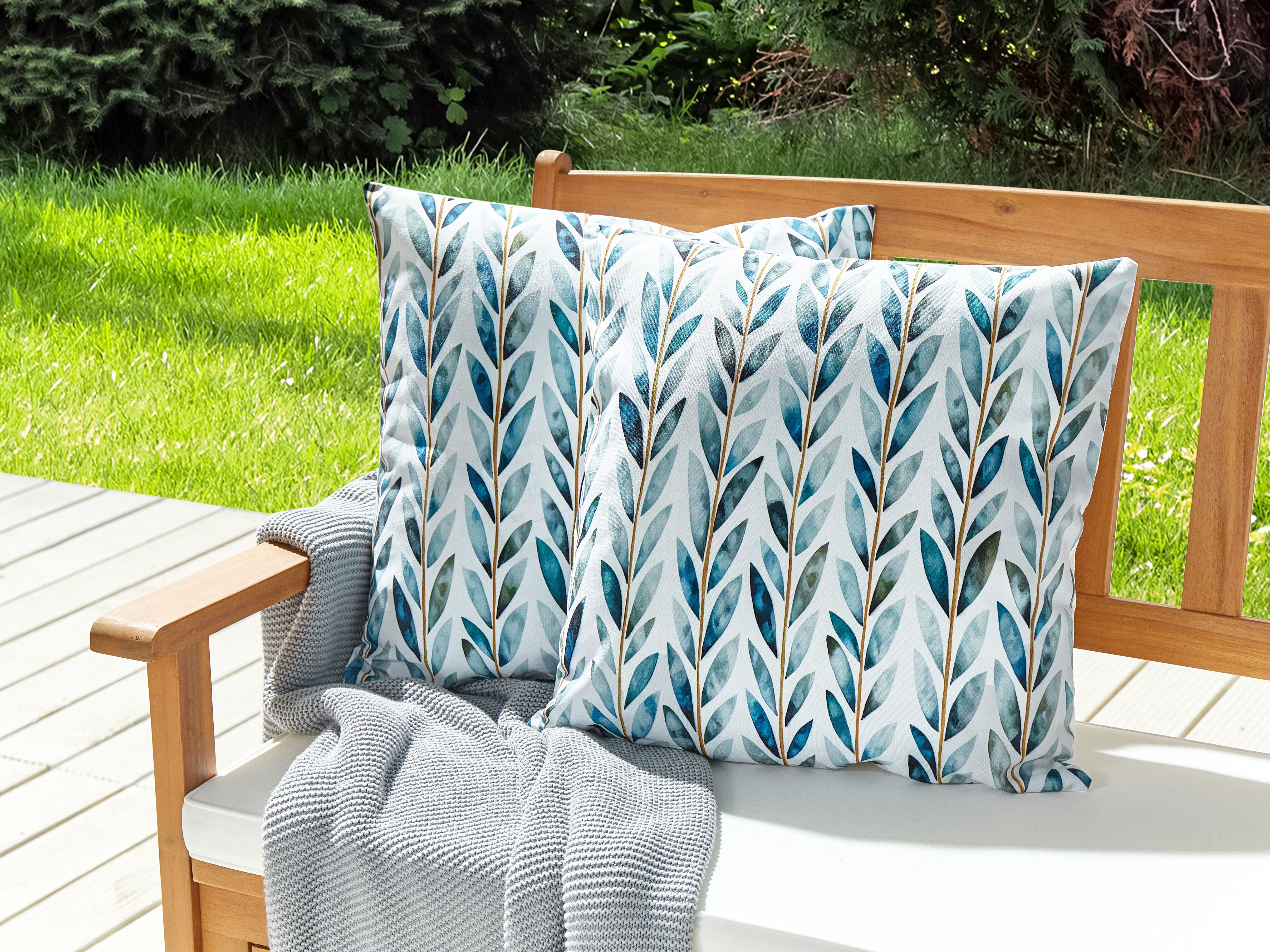 Set of 2 Outdoor Cushions LOANO Plant Pattern 45 x 45 cm Green