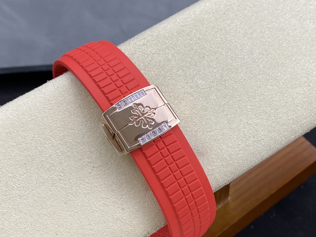 Fake Patek Philippe Replica Watch Aquanaut Luce Rainbow Chronograph Rose Gold Diamond/Gems Mother of Pearl Sapphire 7968/300R-001(1:1 replica) - Top club