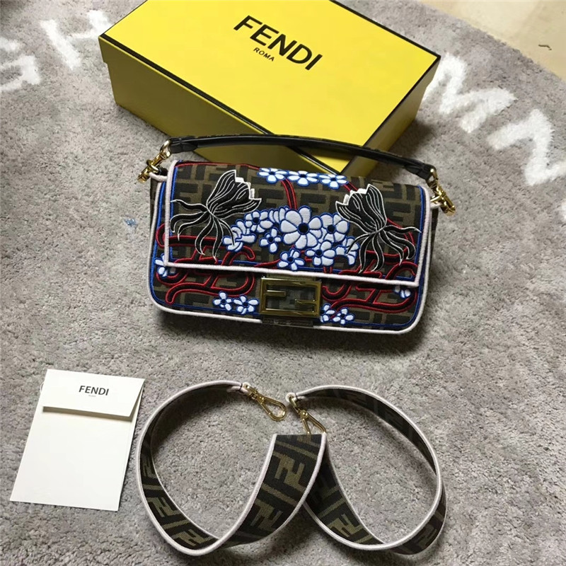 fendi baguette bag - Replicaclubs