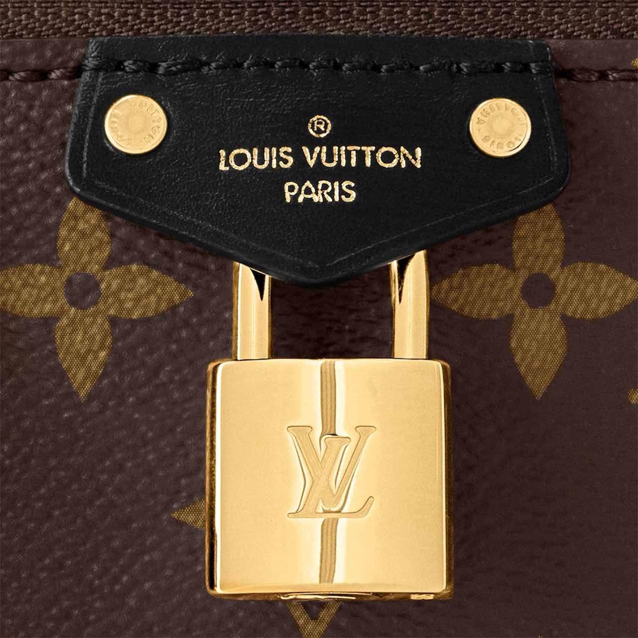 Vanity Chain Pouch M471251:1High-quality replica