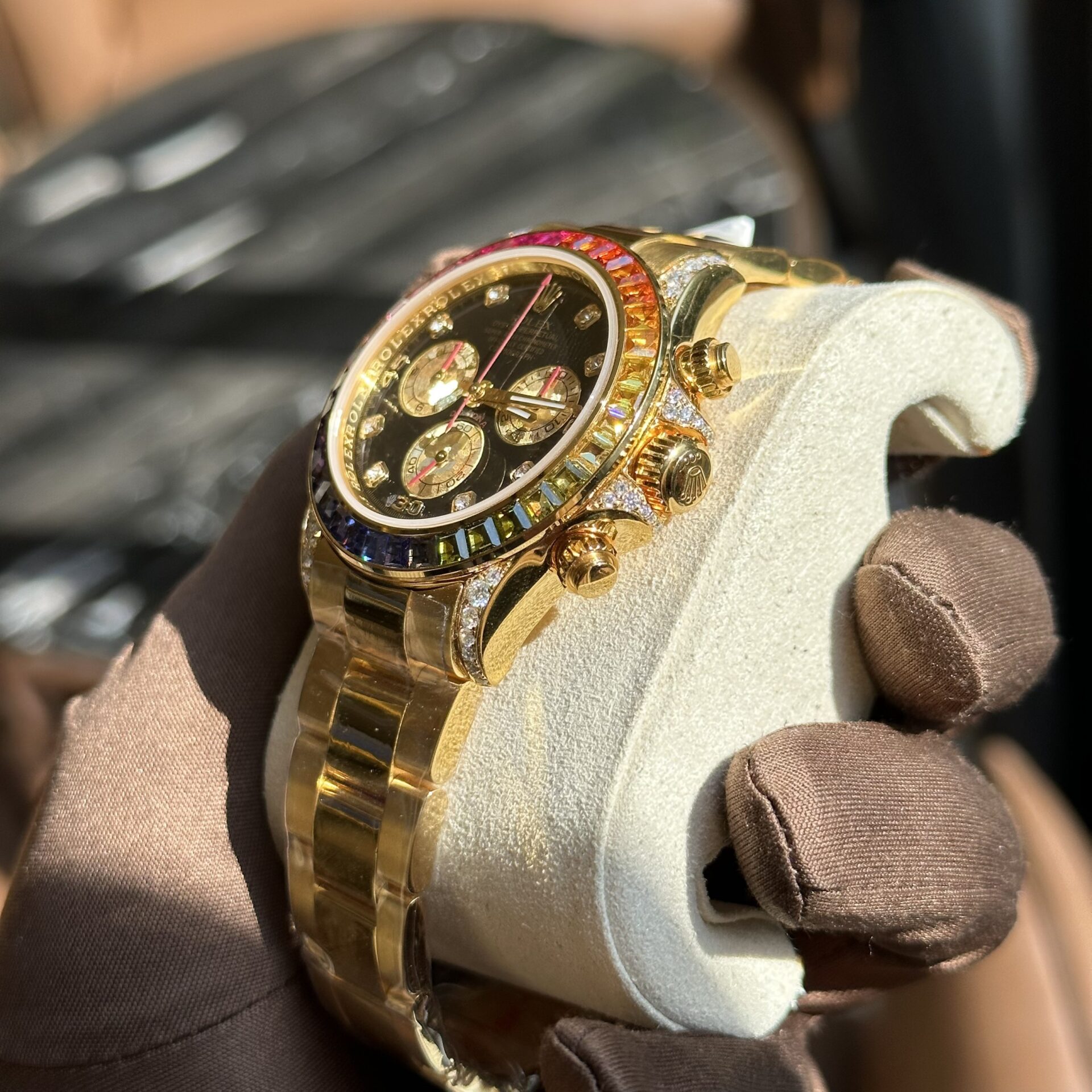 Rolex Replica Watch Daytona Rainbow Yellow Gold Wrapped Moissanite Diamonds TWF 40mm - Top club