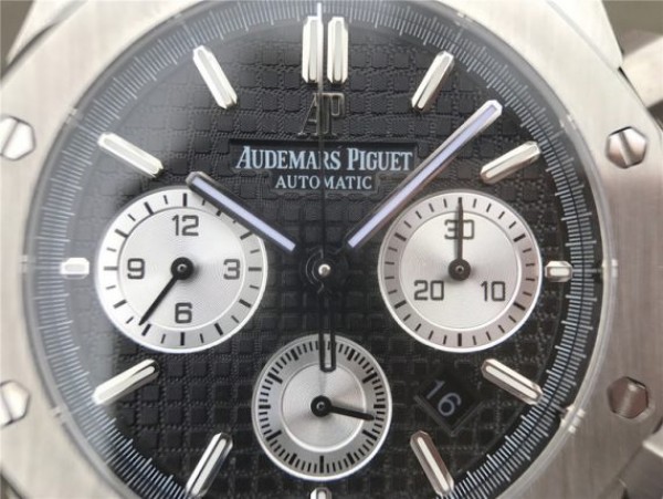 Replica Audemars Piguet Royal Oak Chronograph SS JHF Black/White Dial SS Bracelet A7750 - Top club