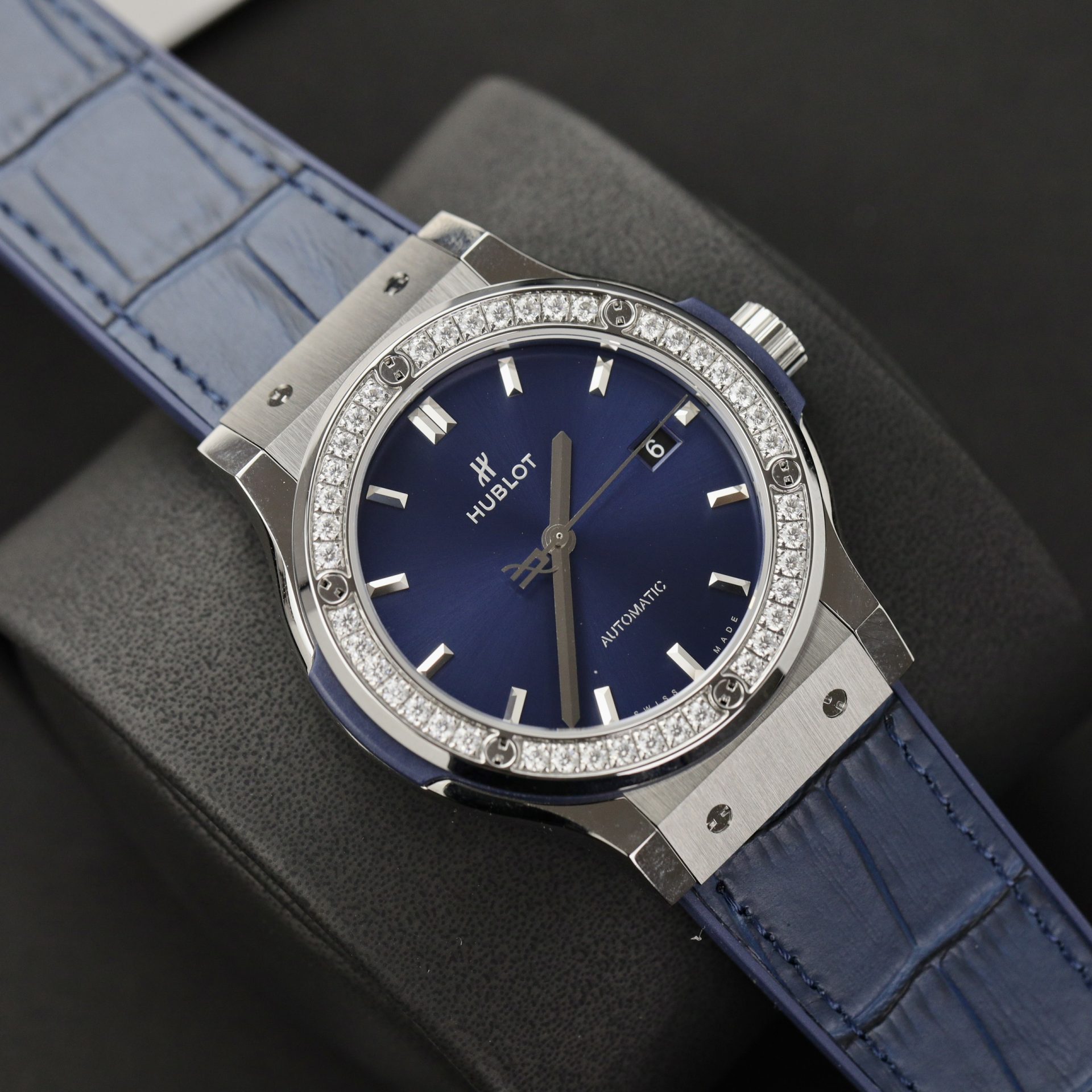 Hublot Replica 1:1 Watch Face Blue Diamond Moissanite APS Factory 42mm - Top club