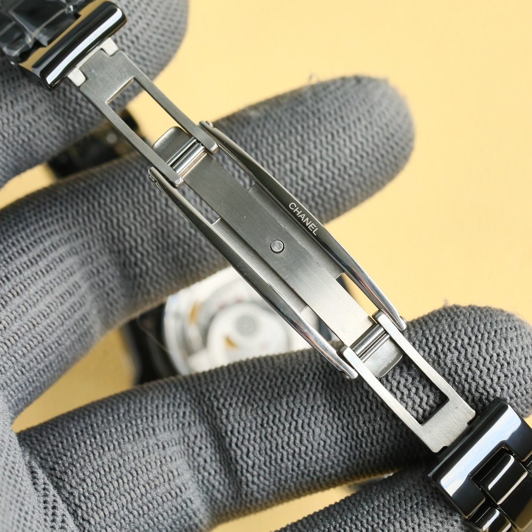 New Super Ceramic - Chanel J12 33mm watch! Goddess Benefits - Black(1:1 replica) - Top club