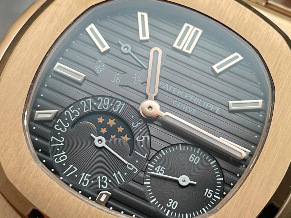Replica PATEK PHILIPPE Nautilus Moon Phases 5712 RG Grey Dial on RG Bracelet PPF A240 - Top club