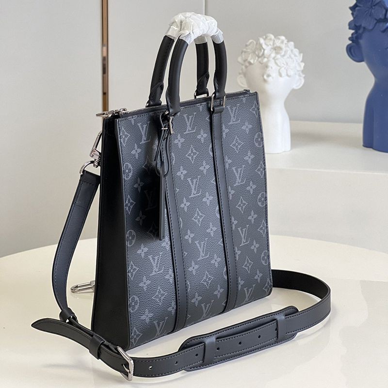 Louis Vuitton Crossflat Tote Replica – Black (M46098)1:1High-quality replica